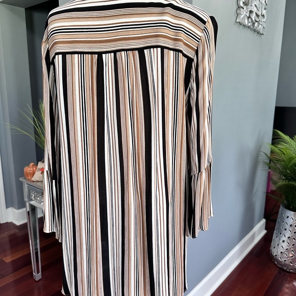 Apt. 9 Black & Brown Top - Picture 2 of 8